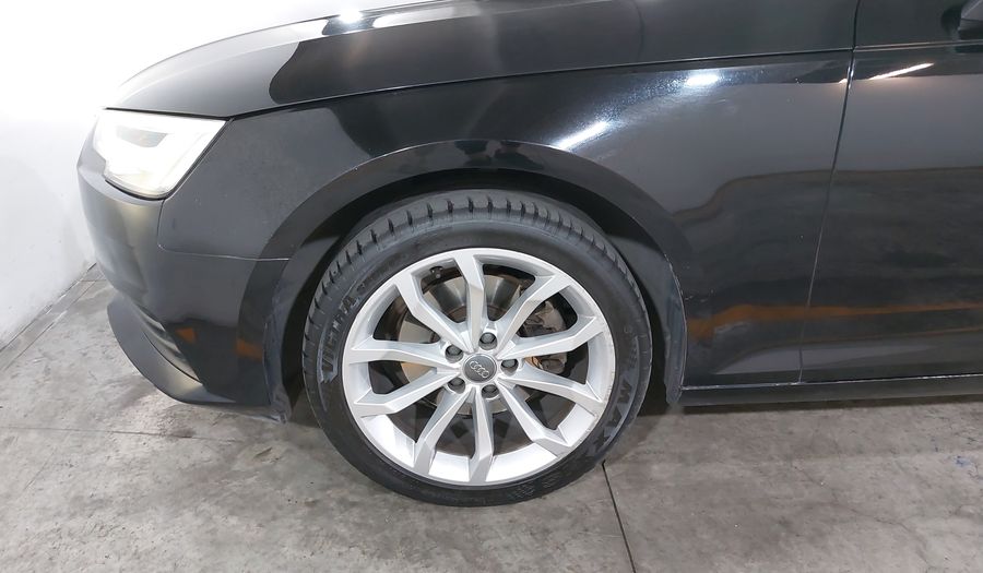Audi A4 2.0 TFSI SELECT S-TRONIC Sedan 2017