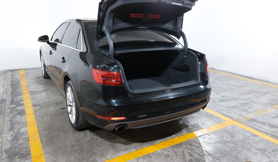 Audi A4 2.0 TFSI SELECT S-TRONIC Sedan 2017
