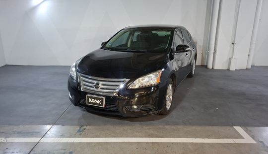 Nissan • Sentra