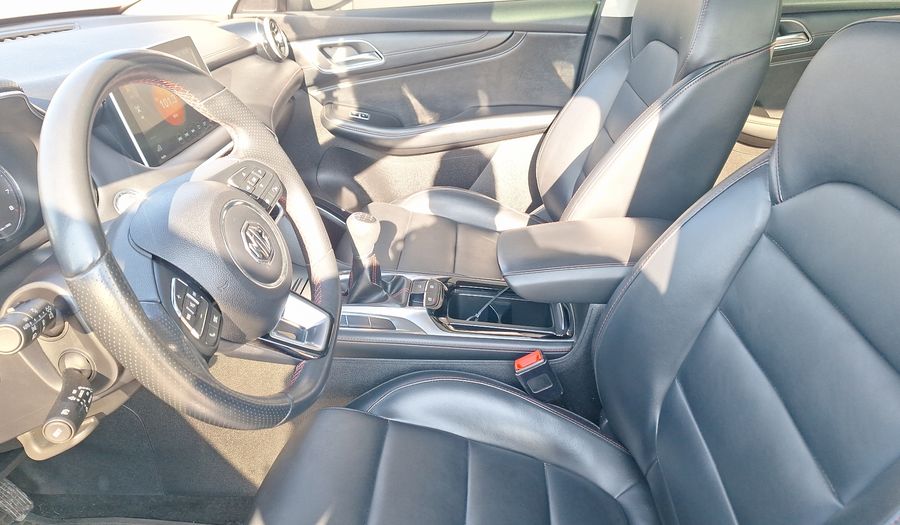 Mg Hs 1.5T DLX Suv 2022