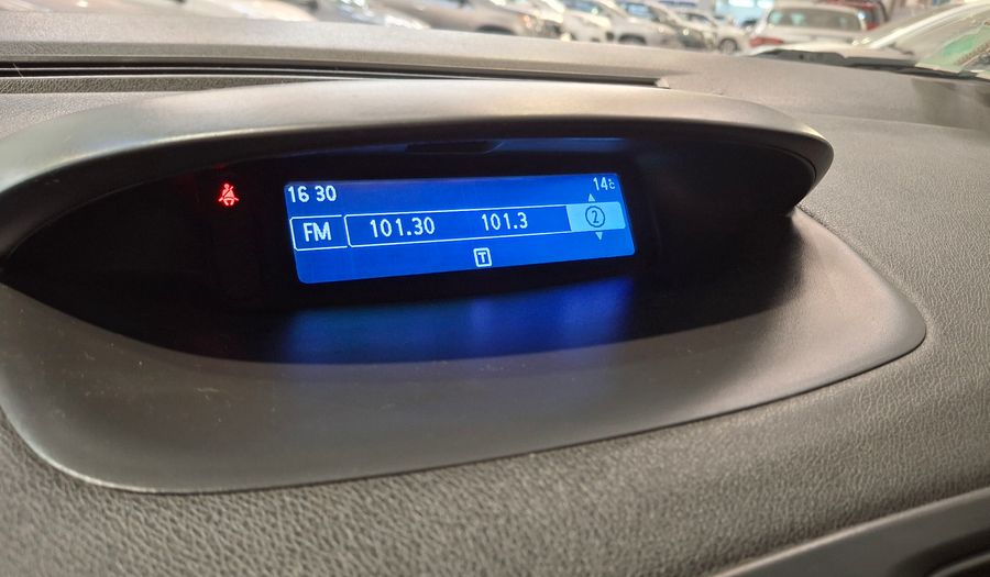 Renault Fluence 2.0 EXPRESSION Sedan 2012