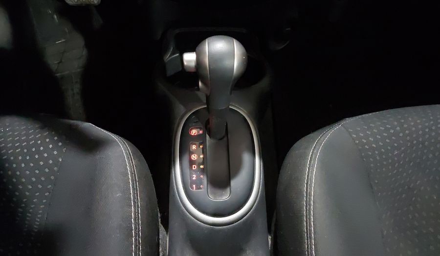 Nissan March 1.6 ADVANCE AT Hatchback 2016
