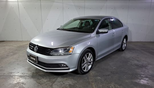 Volkswagen • Jetta