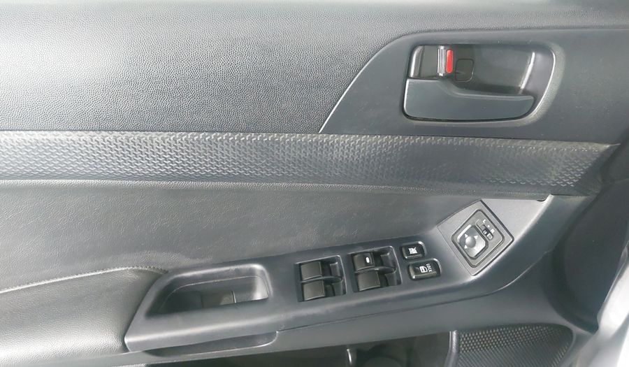 Mitsubishi Lancer 2.0 DE ABS & AC Sedan 2014