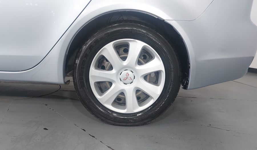 Mitsubishi Lancer 2.0 DE ABS & AC Sedan 2014