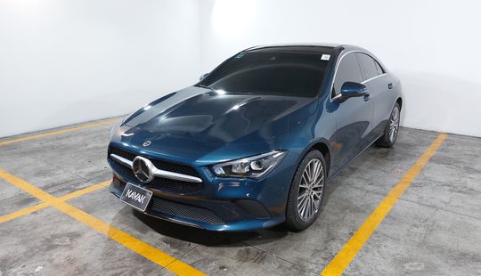 Mercedes Benz • Clase CLA