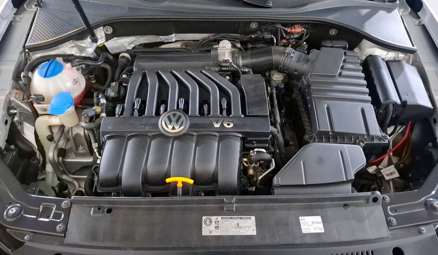 Volkswagen Passat 3.6 DSG Sedan 2014
