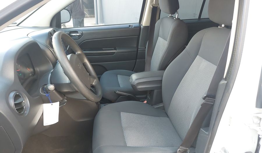 Jeep Compass 2.4 SPORT AUTO 4X2 Suv 2011