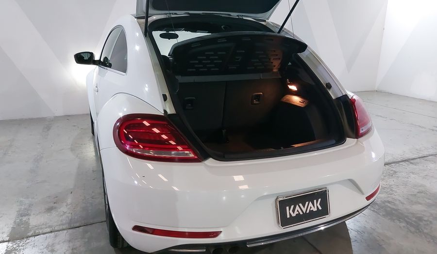 Volkswagen Beetle 2.5 SOUND AUTO Hatchback 2018