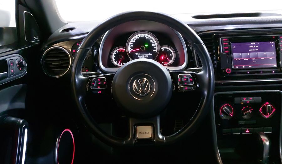 Volkswagen Beetle 2.5 SOUND AUTO Hatchback 2018