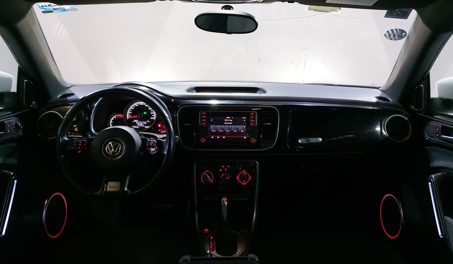 Volkswagen Beetle 2.5 SOUND AUTO Hatchback 2018