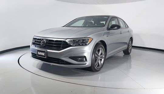 Volkswagen • Jetta