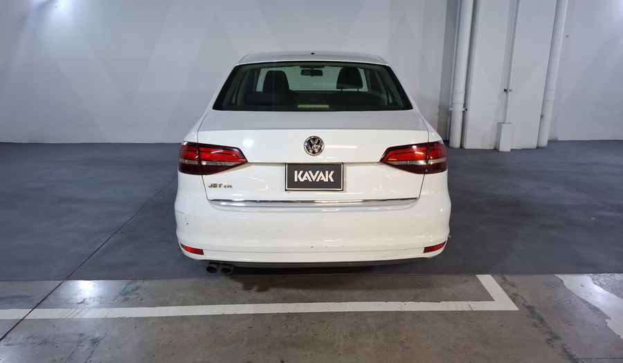 Volkswagen Jetta 2.5 COMFORTLINE TIP. BOLSAS AIRE DEL. Sedan 2017