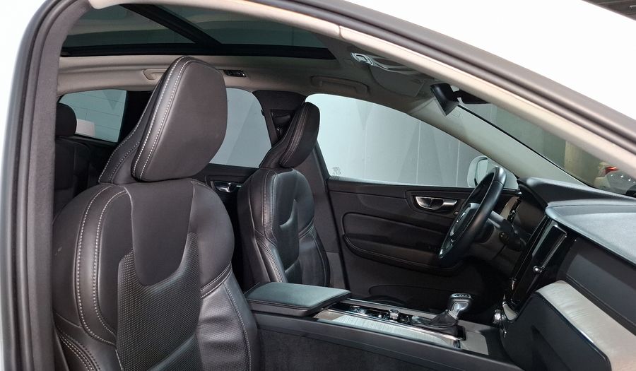 Volvo Xc60 2.0 T6 INSCRIPTION AUTO AWD Suv 2021