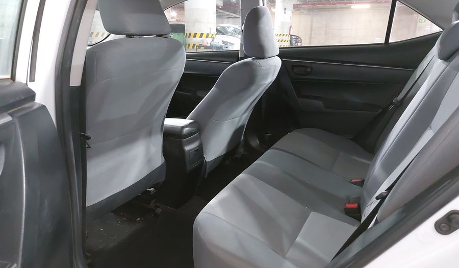 Toyota Corolla 1.8 BASE MT Sedan 2016