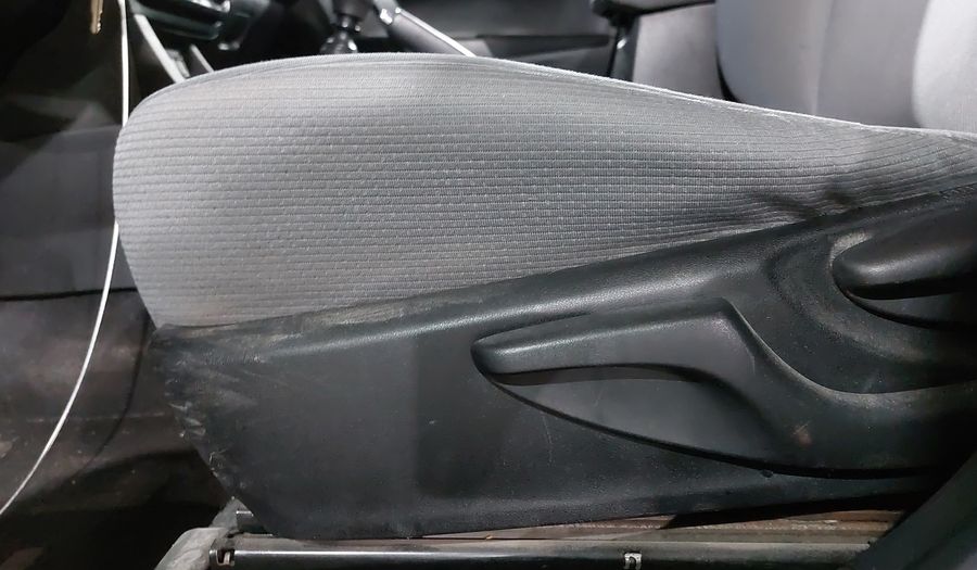 Toyota Corolla 1.8 BASE MT Sedan 2016