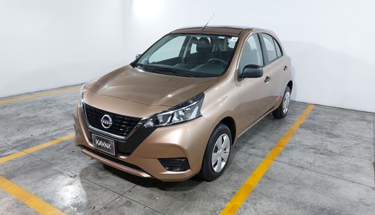 2023 • 9,000 km • Automático
