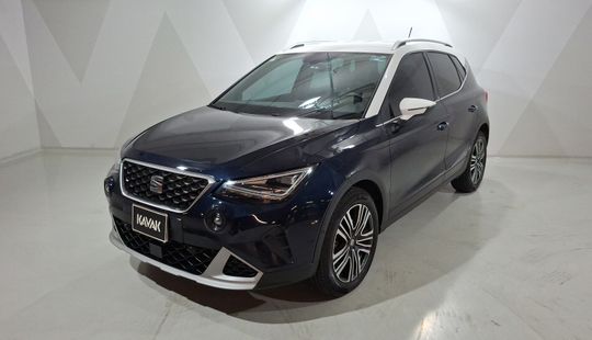 2022 • 25,831 km • Automático