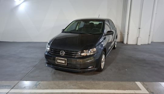 Volkswagen • Vento