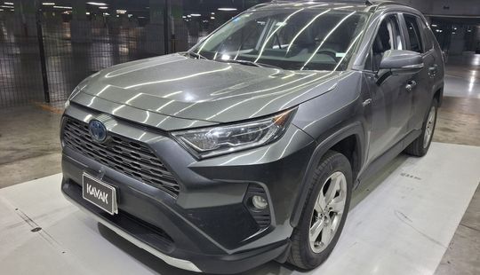 Toyota • RAV4