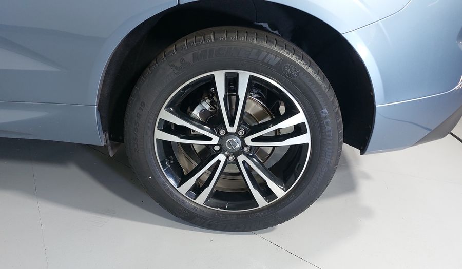 Volvo Xc60 2.0 MOMENTUM T5 AUTO AWD Suv 2019