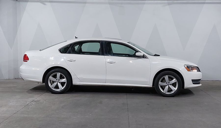 Volkswagen Passat 2.5 SPORTLINE TIPTRONIC Sedan 2013
