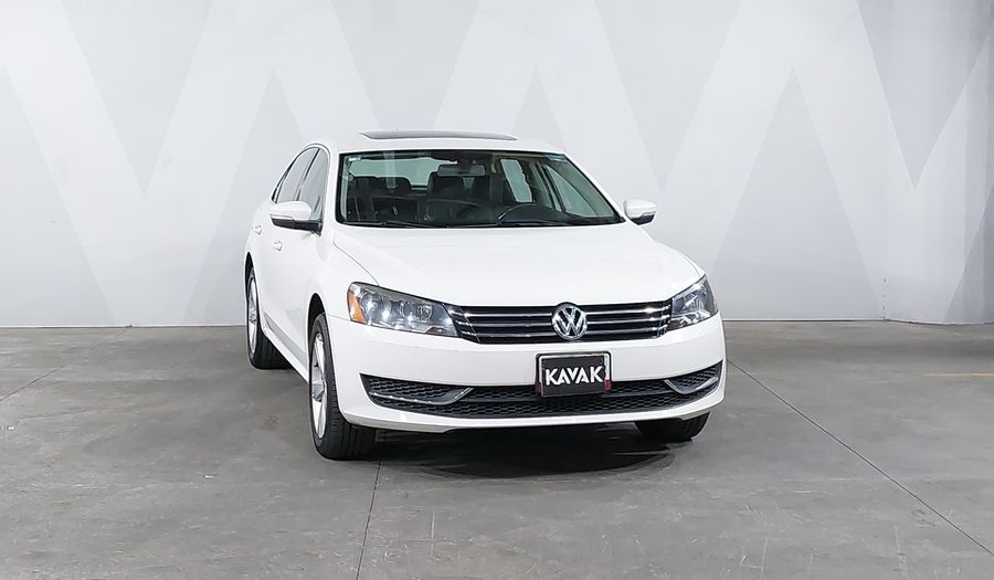 Volkswagen Passat 2.5 SPORTLINE TIPTRONIC Sedan 2013