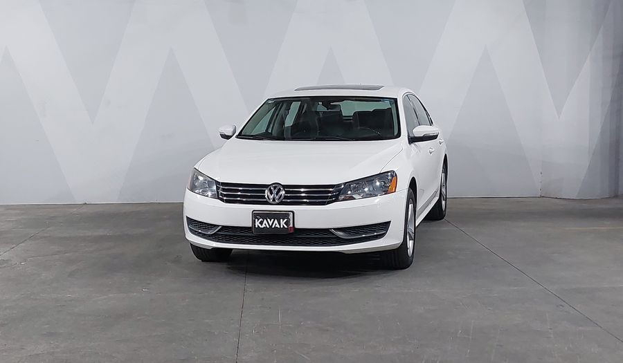 Volkswagen Passat 2.5 SPORTLINE TIPTRONIC Sedan 2013