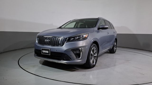 Kia • Sorento