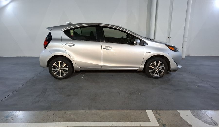 Toyota Prius C 1.5 HYBRID AUTO Hatchback 2019