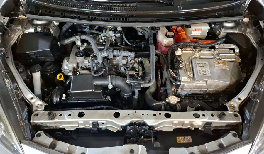 Toyota Prius C 1.5 HYBRID AUTO Hatchback 2019