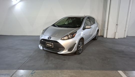 Toyota • Prius C