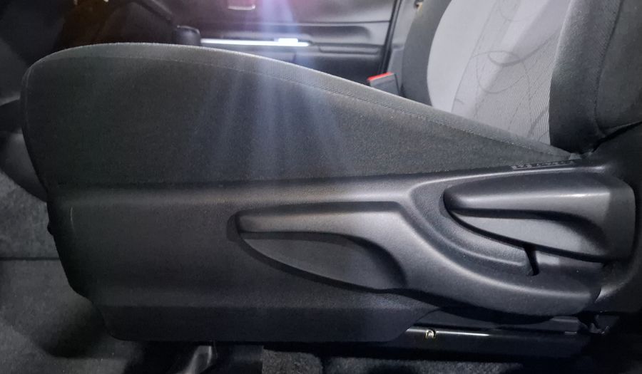 Toyota Prius C 1.5 HYBRID AUTO Hatchback 2019