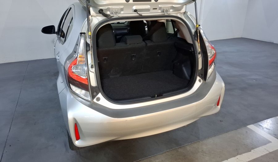 Toyota Prius C 1.5 HYBRID AUTO Hatchback 2019