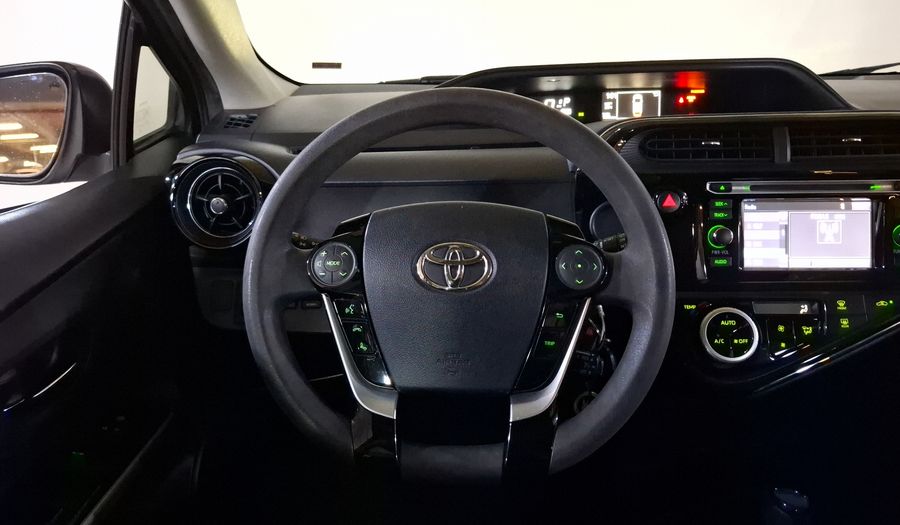 Toyota Prius C 1.5 HYBRID AUTO Hatchback 2019