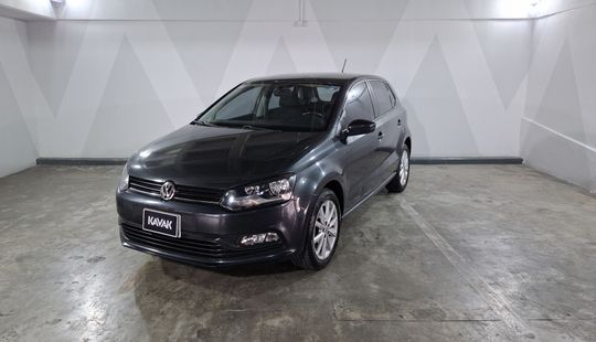 Volkswagen • Polo