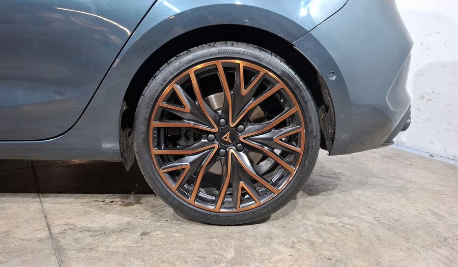 Cupra Leon 2.0 HIGH DCT Hatchback 2023