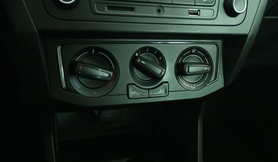 Volkswagen Voyage 1.6 TRENDLINE Sedan 2021