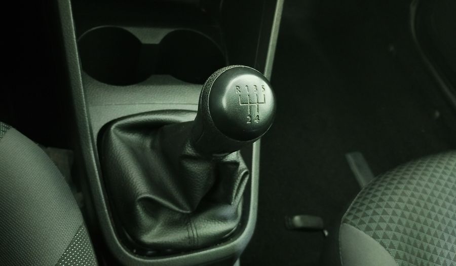 Volkswagen Voyage 1.6 TRENDLINE Sedan 2021