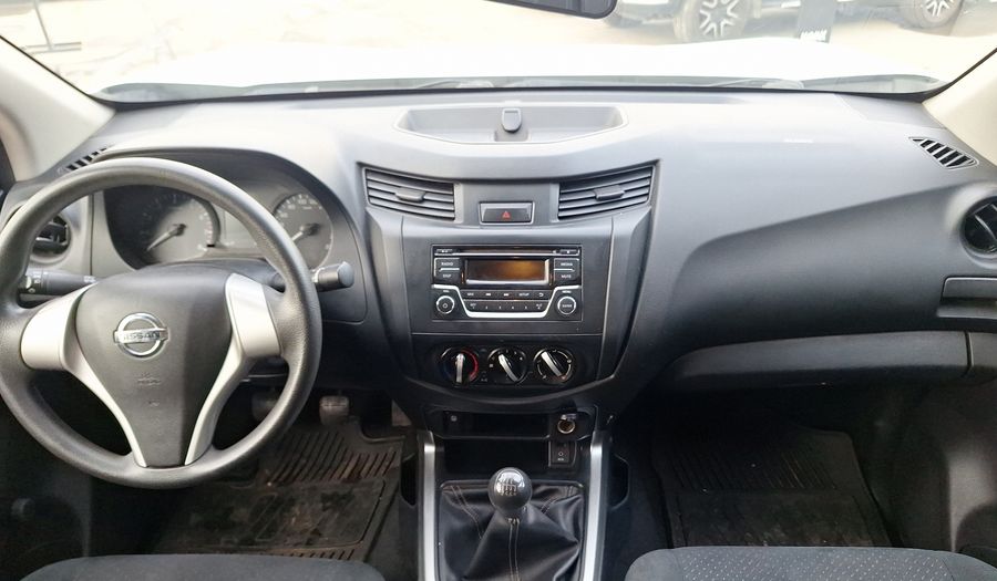Nissan Np300 2.5 XE Pickup 2017