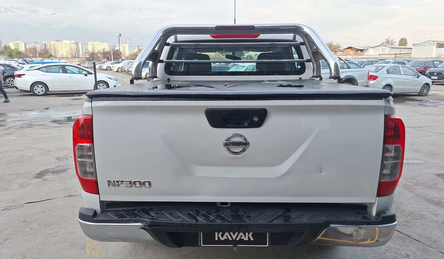 Nissan Np300 2.5 XE Pickup 2017