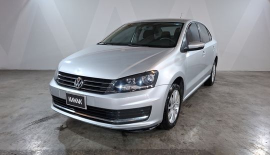 Volkswagen • Vento