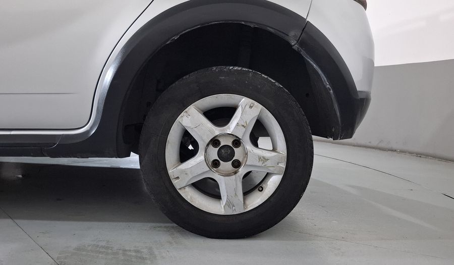 Renault Stepway 1.6 DYNAMIQUE MT Hatchback 2013