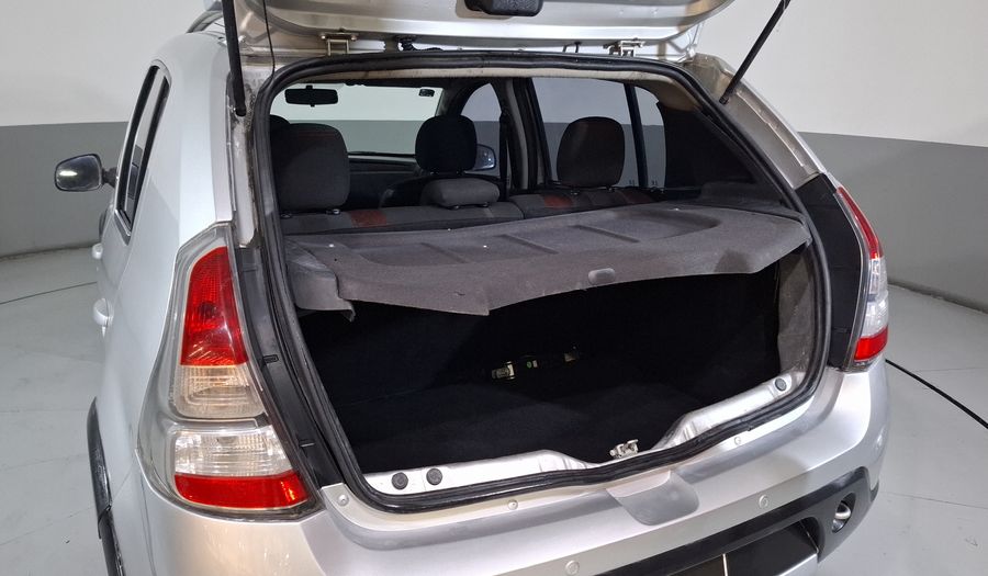 Renault Stepway 1.6 DYNAMIQUE MT Hatchback 2013