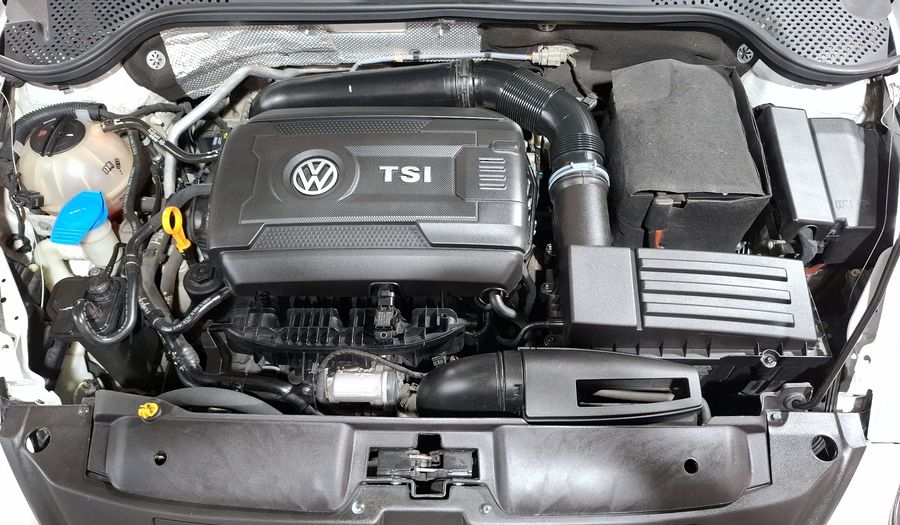 Volkswagen Beetle 2.0 DUNE DSG Hatchback 2017
