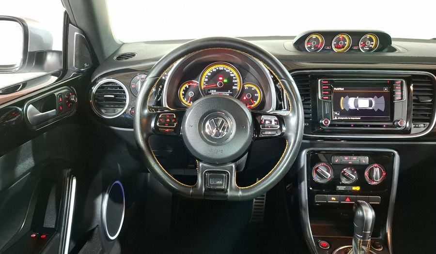 Volkswagen Beetle 2.0 DUNE DSG Hatchback 2017