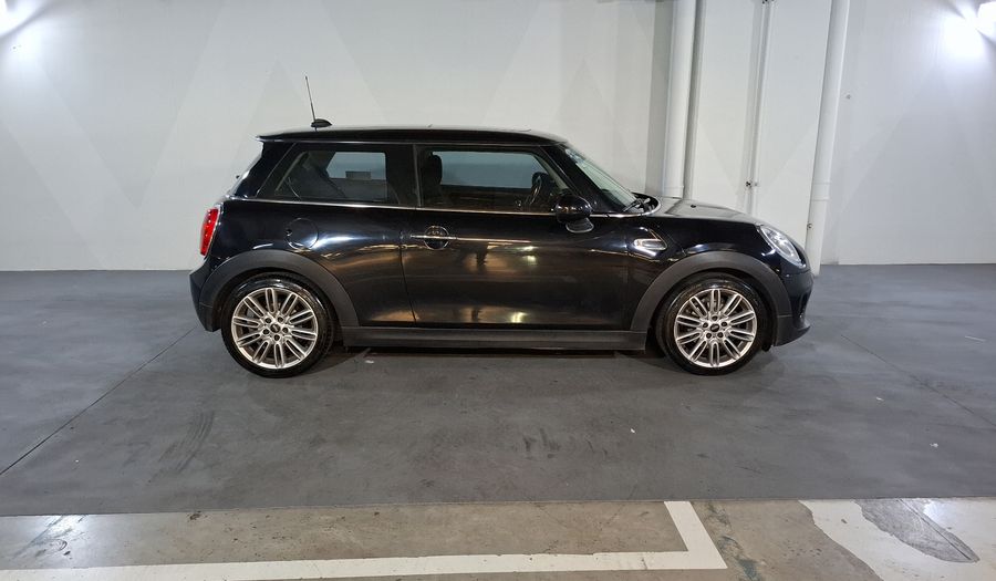 Mini Cooper 1.5 COOPER CHILI Hatchback 2017