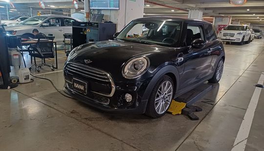 Mini • Cooper