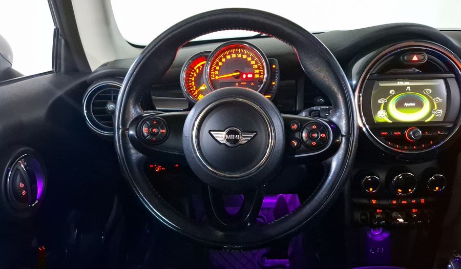 Mini Cooper 1.5 COOPER CHILI Hatchback 2017