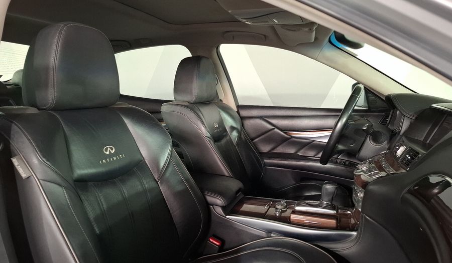 Infiniti M 5.6 AT Sedan 2012